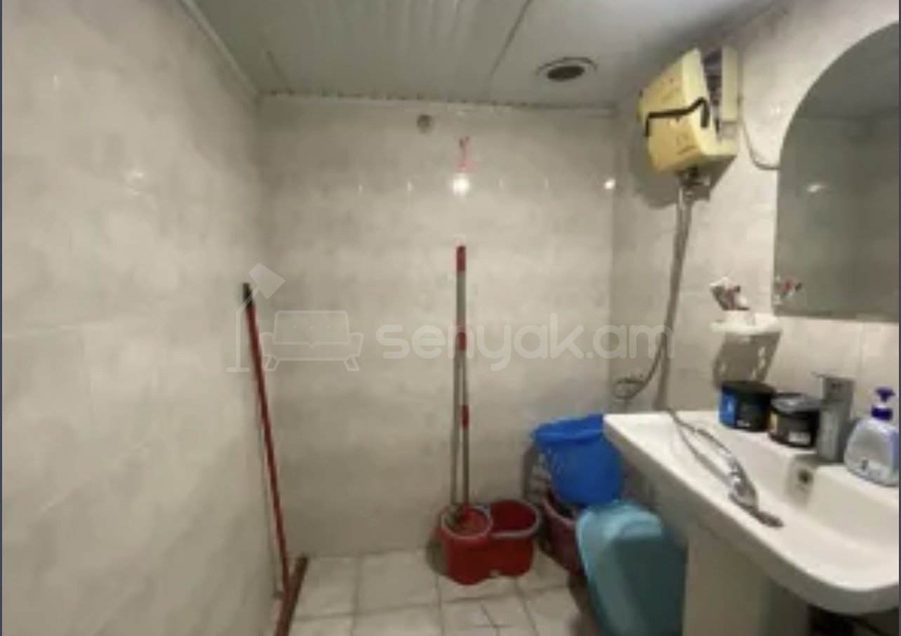 3 Սենյականոց Բնակարան, 80քմ, 9/10 հարկ, Պետական Վիճակում