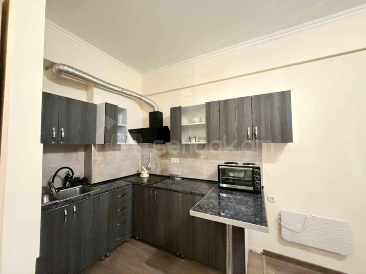 2 Սենյականոց Բնակարան Նորակառույցում, 50քմ, 3/15 հարկ, Կապիտալ Վերանորոգված, Կահավորված, Արևկող