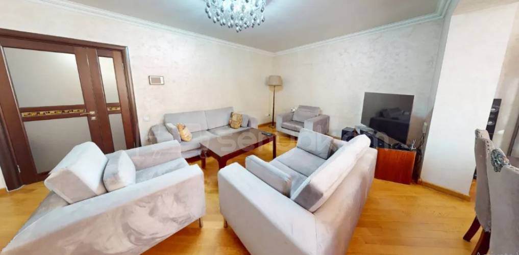3 Սենյականոց Բնակարան, 97քմ, 3/9 հարկ, Կապիտալ Վերանորոգված