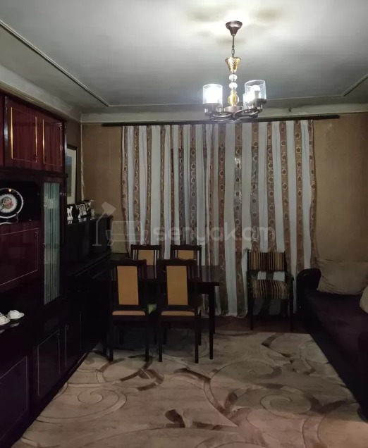 3 Սենյականոց Բնակարան Քարե Շենքում, 76քմ, 1/5 հարկ, Պետական Վիճակում