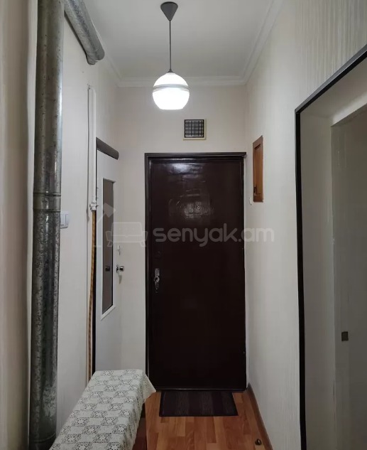 3 Սենյականոց Բնակարան Քարե Շենքում, 76քմ, 1/5 հարկ, Պետական Վիճակում
