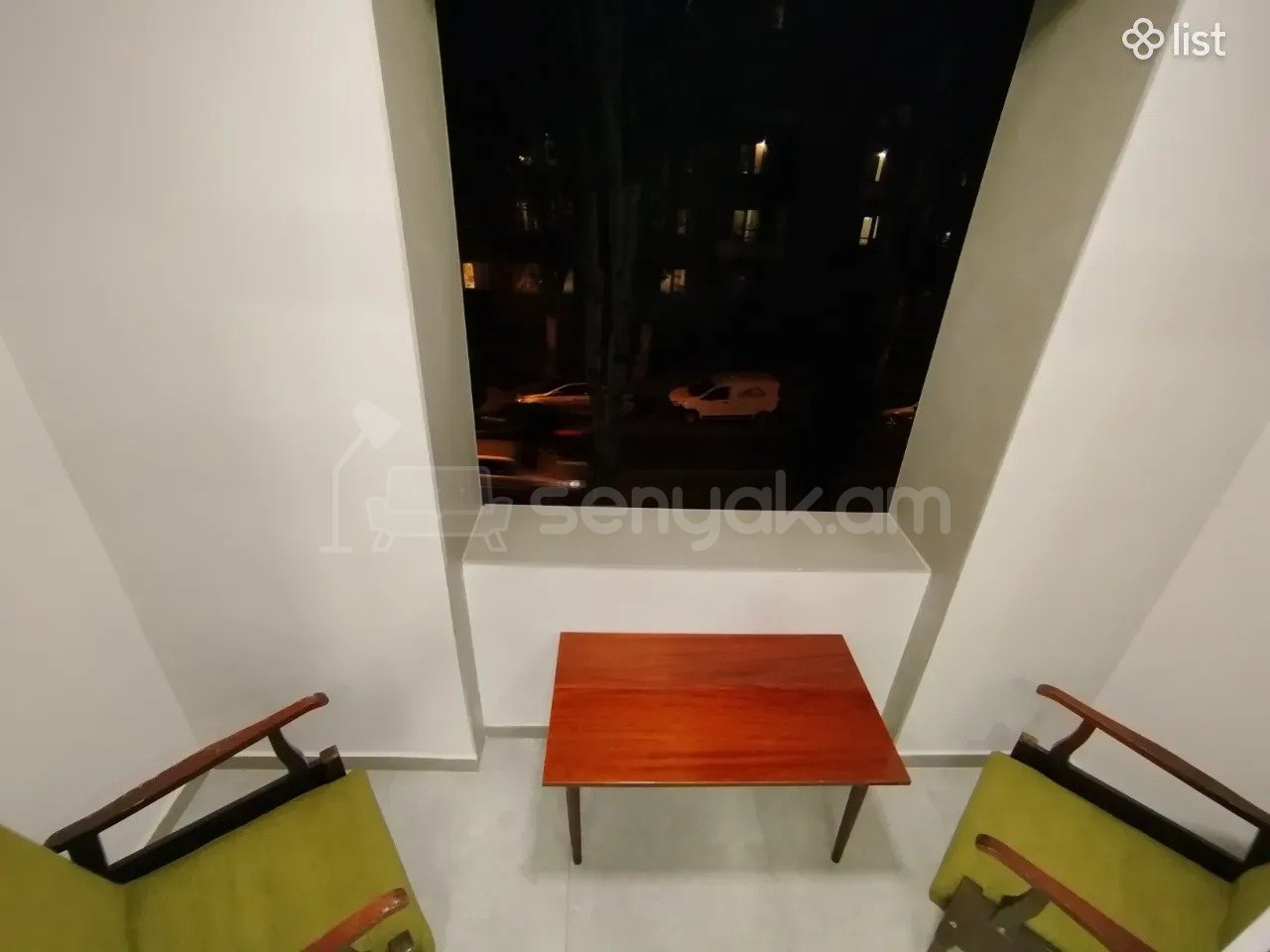 3 Սենյականոց Բնակարան Քարե Շենքում, 72քմ, 3/5 հարկ, Կապիտալ Վերանորոգված