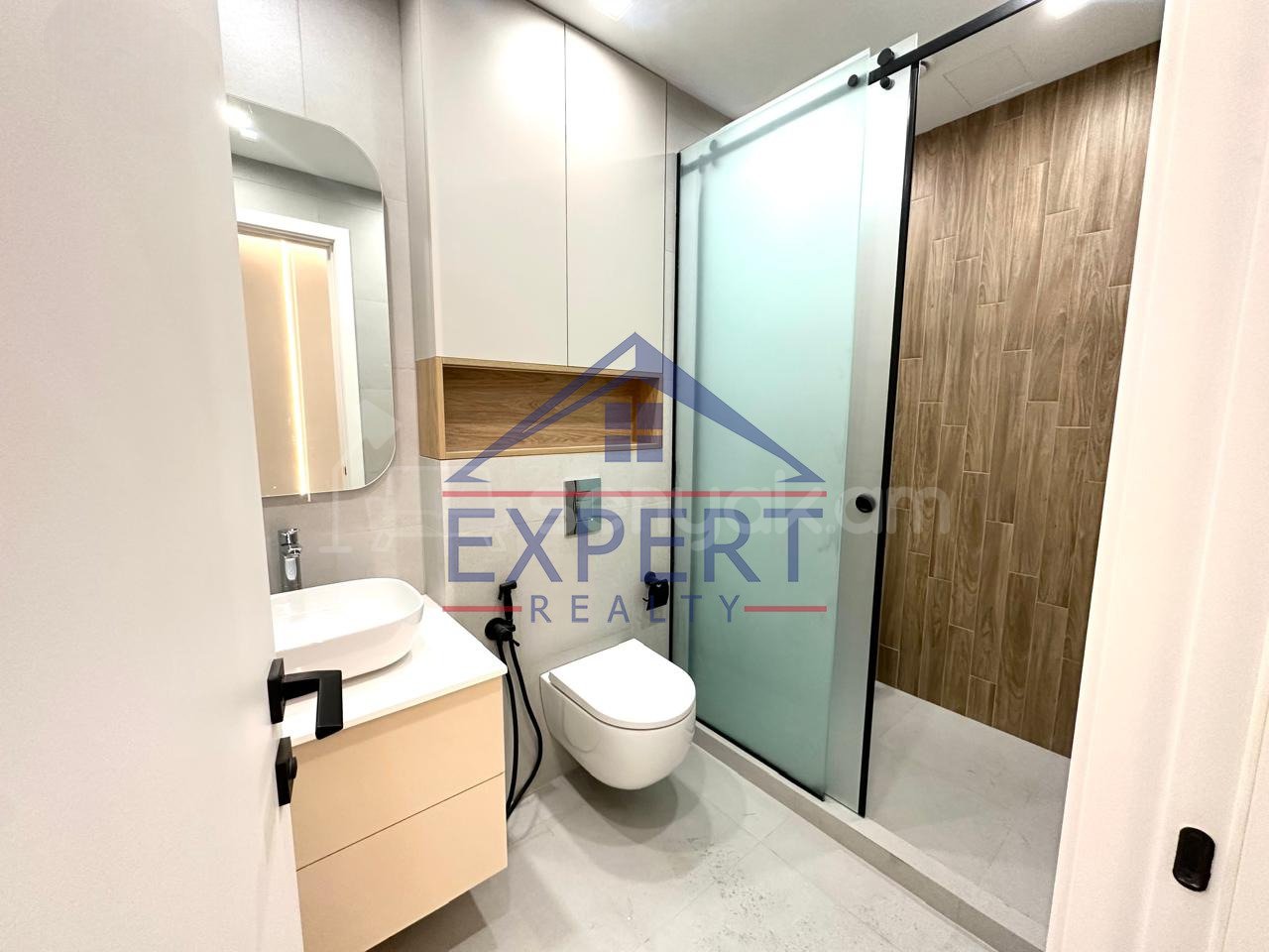 2 Սենյականոց Բնակարան Նորակառույցում, 68քմ, 5/8 հարկ, Դիզայներական Վերանորոգված
