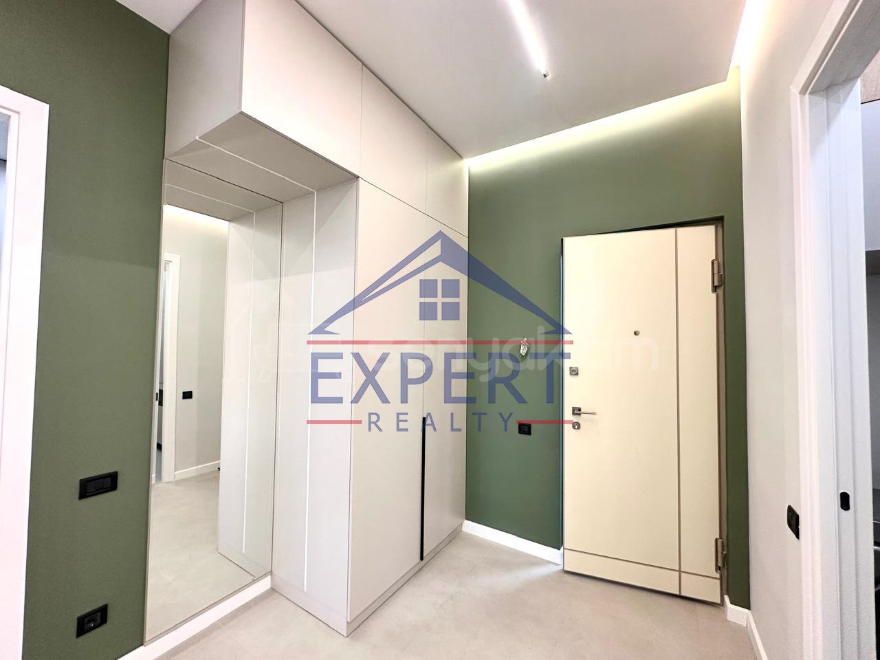 2 Սենյականոց Բնակարան Նորակառույցում, 68քմ, 5/8 հարկ, Դիզայներական Վերանորոգված