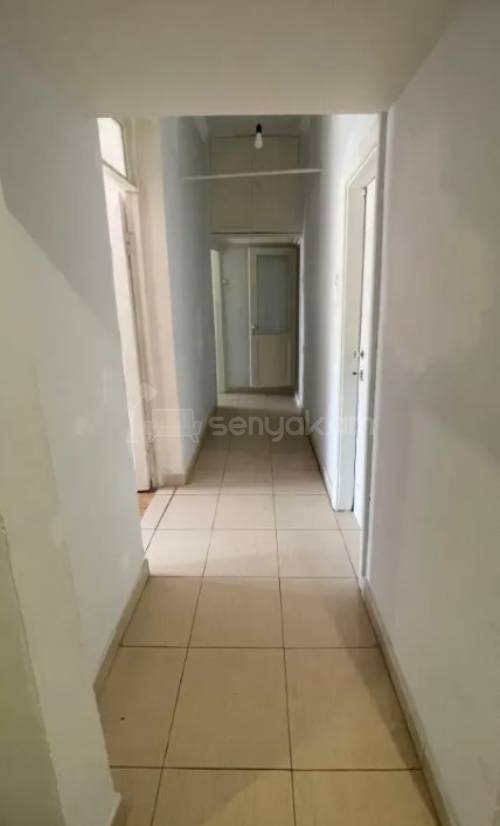 3 Սենյականոց Բնակարան Քարե Շենքում, 102քմ, 3/5 հարկ, Կոսմետիկ Վերանորոգված, Կահավորված, Արևկող