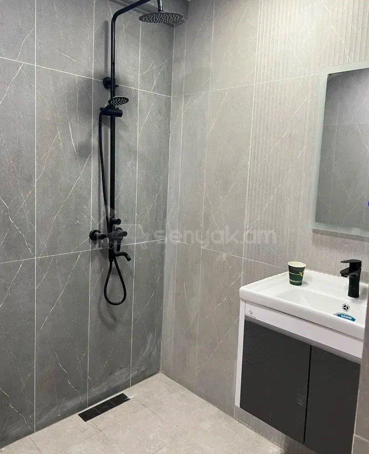 2 Սենյականոց Բնակարան, 43քմ, 1/9 հարկ, Դիզայներական Վերանորոգված