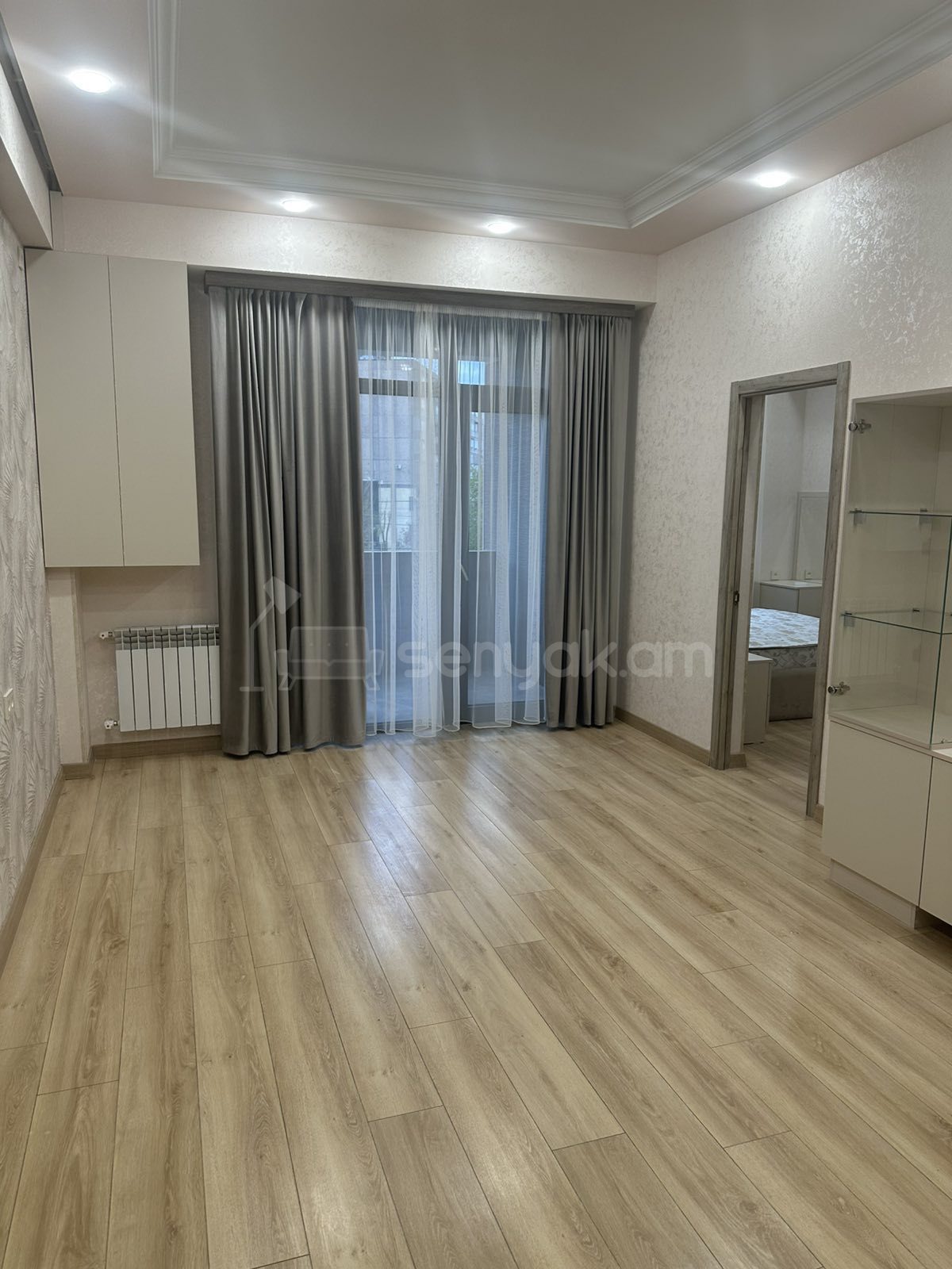 3 Սենյականոց Բնակարան, 74քմ, 4/16 հարկ, Կապիտալ Վերանորոգված, Կահավորված, Արևկող