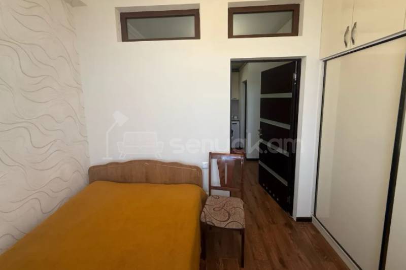 2 Սենյականոց Բնակարան Քարե Շենքում, 50քմ, 4/5 հարկ, Կապիտալ Վերանորոգված, Կահավորված, Արևկող