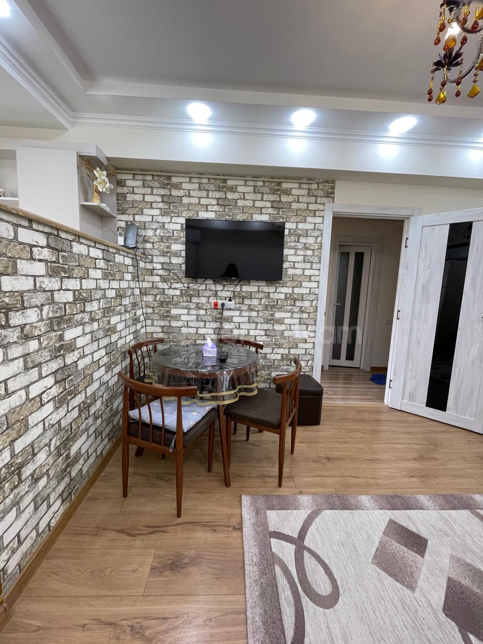 2 Սենյականոց Բնակարան, 50քմ, 3/9 հարկ, Կապիտալ Վերանորոգված, Կահավորված, Արևկող