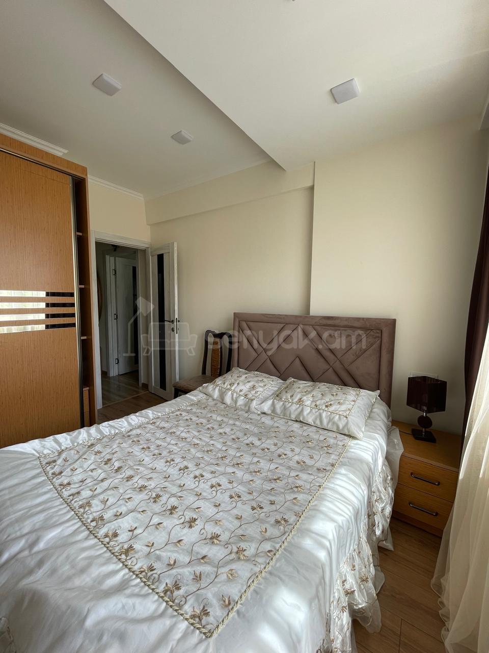 2 Սենյականոց Բնակարան, 50քմ, 3/9 հարկ, Կապիտալ Վերանորոգված, Կահավորված, Արևկող