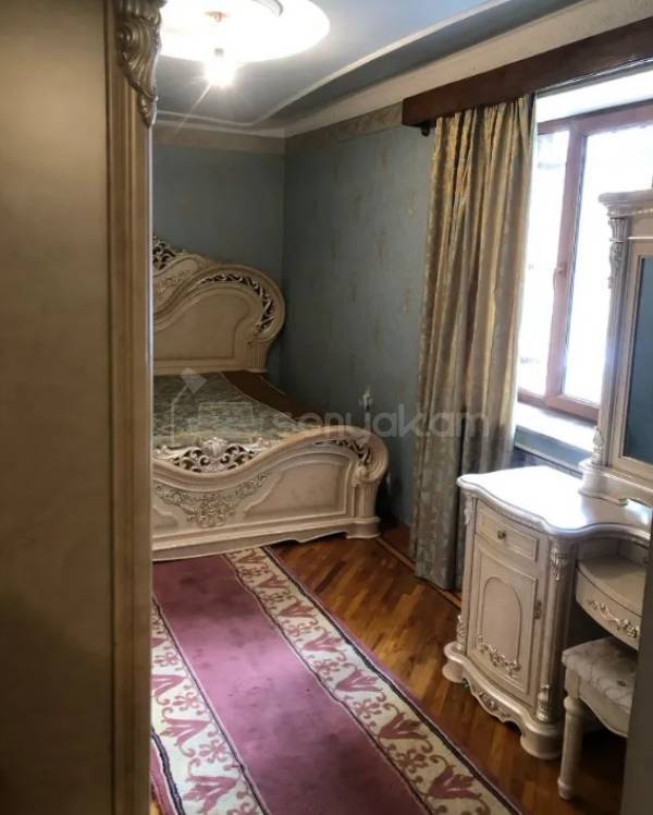3 Սենյականոց Բնակարան Քարե Շենքում, 54քմ, 1/5 հարկ, Դիզայներական Վերանորոգված, Կահավորված, Արևկող