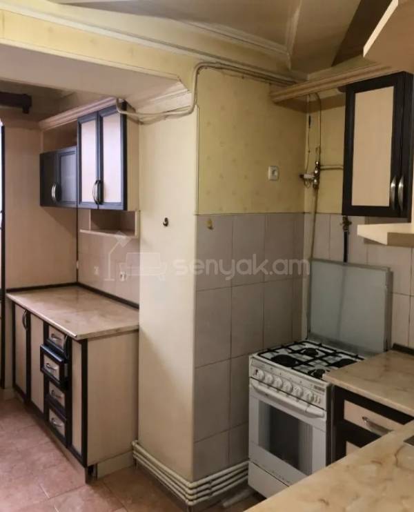 3 Սենյականոց Բնակարան Քարե Շենքում, 54քմ, 1/5 հարկ, Դիզայներական Վերանորոգված, Կահավորված, Արևկող