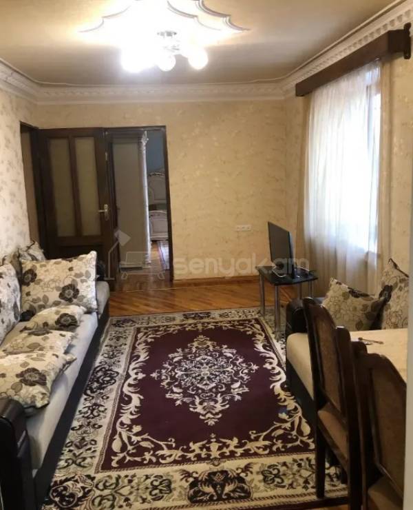 3 Սենյականոց Բնակարան Քարե Շենքում, 54քմ, 1/5 հարկ, Դիզայներական Վերանորոգված, Կահավորված, Արևկող