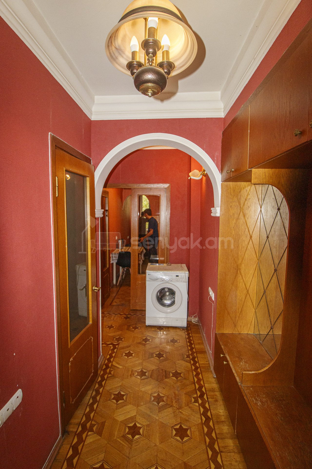 2 Սենյականոց Բնակարան Քարե Շենքում, 50քմ, 4/5 հարկ, Նորմալ Վիճակում