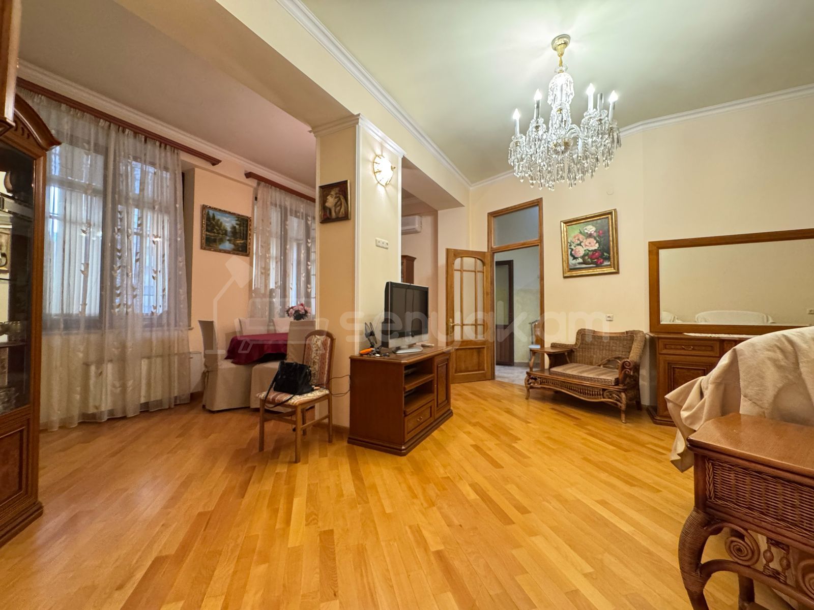 3 Սենյականոց Բնակարան Նորակառույցում, 120քմ, 2/9 հարկ, Կապիտալ Վերանորոգված