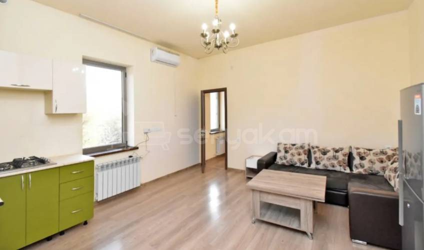 2 Սենյականոց Բնակարան Քարե Շենքում, 42քմ, 3/3 հարկ, Կապիտալ Վերանորոգված