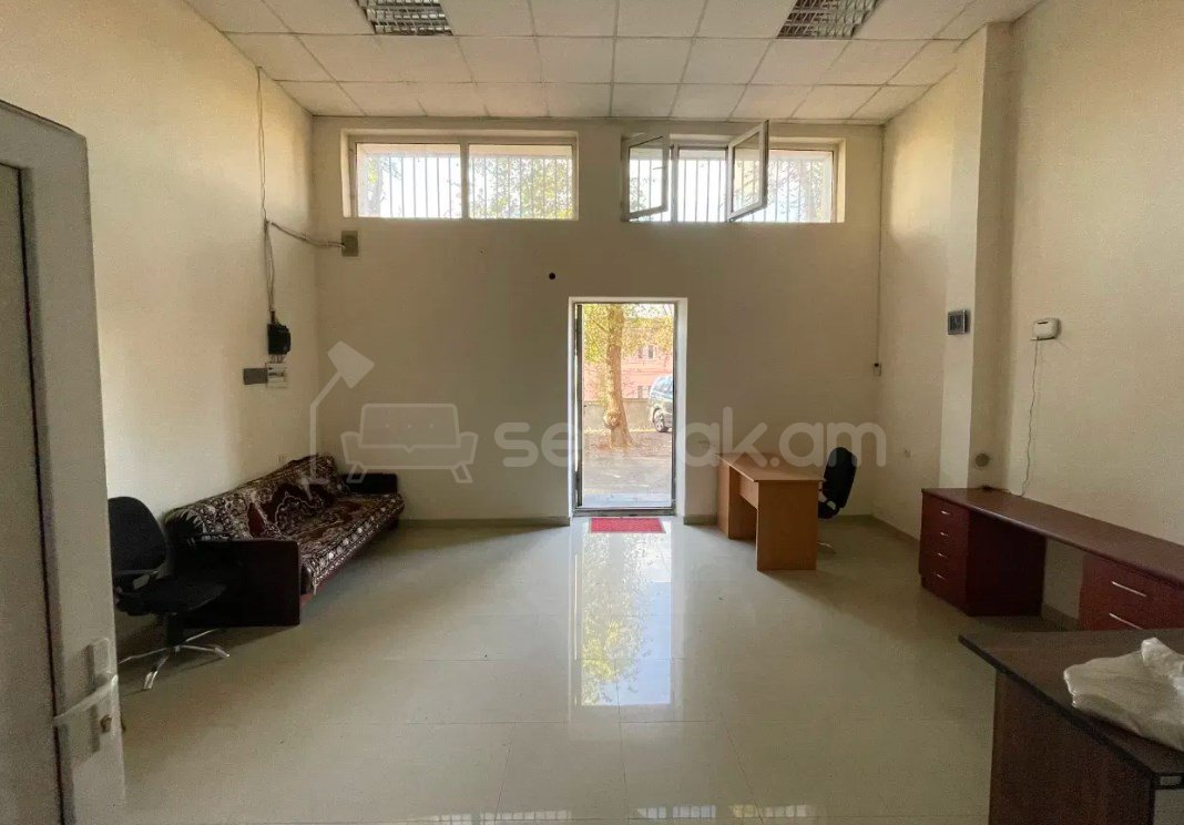 Առևտրի Տարածք, 96քմ, Կապիտալ Վերանորոգված