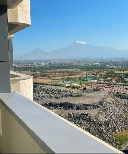 3 Սենյականոց Բնակարան Նորակառույցում, 110քմ, 4/15 հարկ, Կապիտալ Վերանորոգված