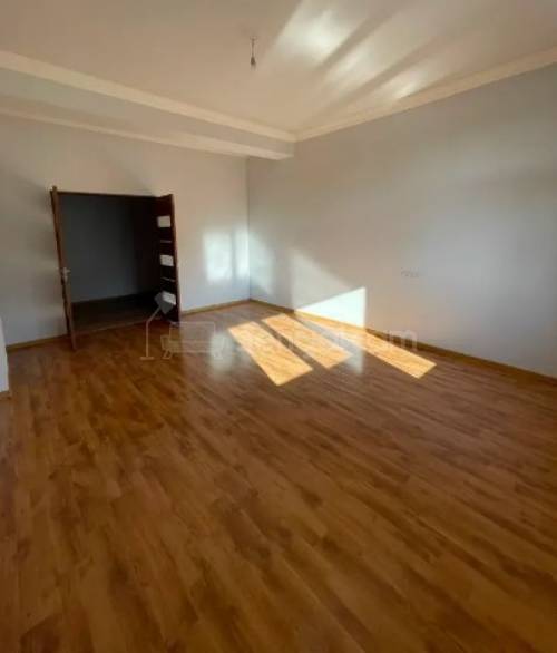 3 Սենյականոց Բնակարան Նորակառույցում, 110քմ, 4/15 հարկ, Կապիտալ Վերանորոգված