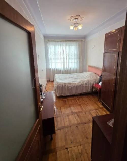 3 Սենյականոց Բնակարան, 72քմ, 9/9 հարկ, Կապիտալ Վերանորոգված