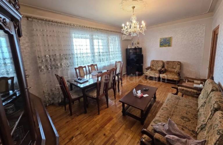 3 Սենյականոց Բնակարան, 72քմ, 9/9 հարկ, Կապիտալ Վերանորոգված