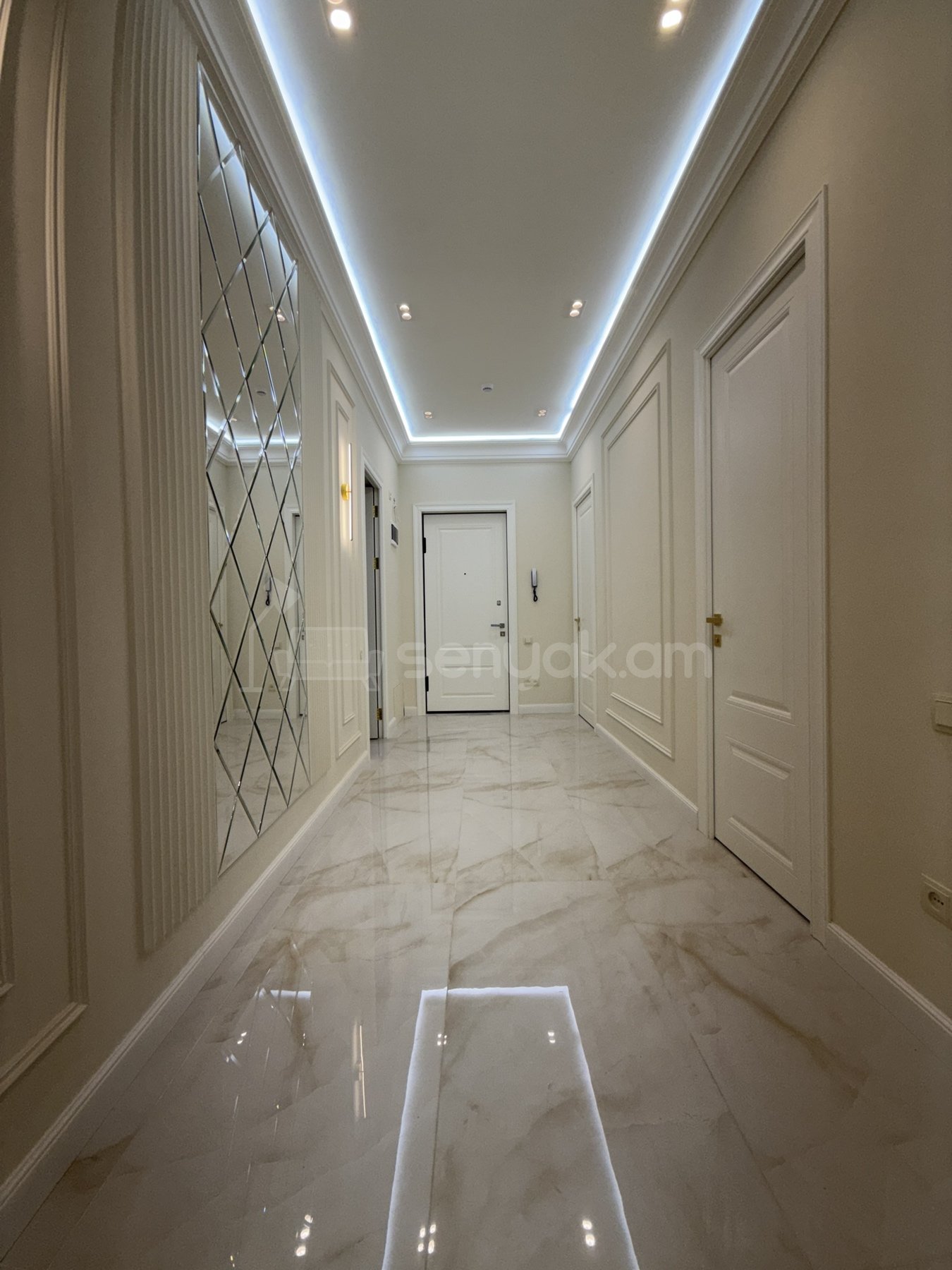 3 Սենյականոց Բնակարան Նորակառույցում, 83քմ, 6/17 հարկ, Դիզայներական Վերանորոգված, Կահավորված, Արևկող