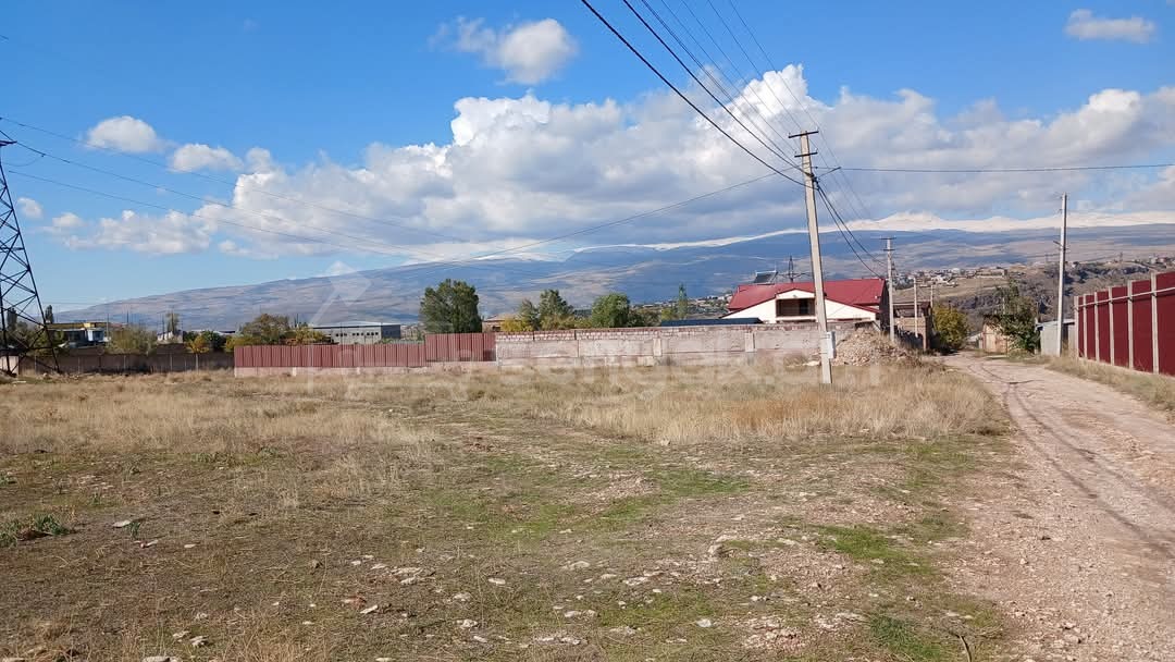 Բնակելի Նշանակության Հողատարածք, 1200քմ, Խմելու Ջրով, Էլեկտրականությամբ