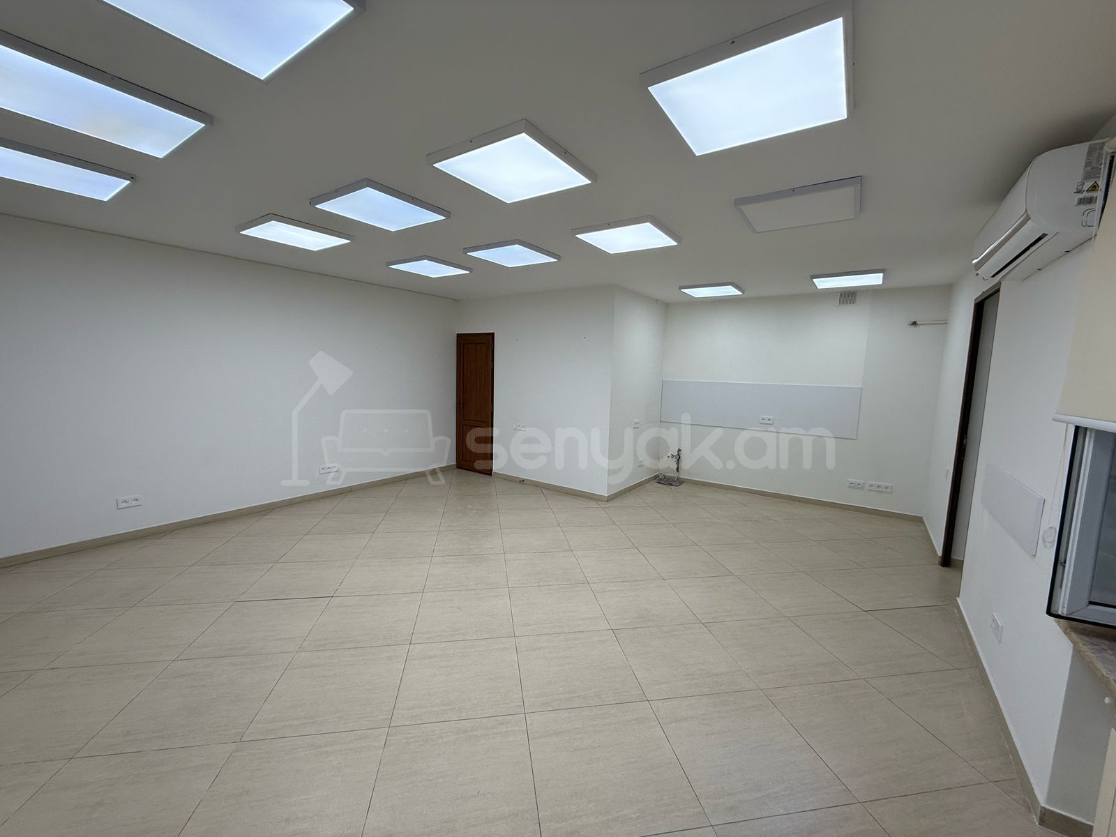 Օֆիսային Տարածք, 70քմ, Կապիտալ Վերանորոգված