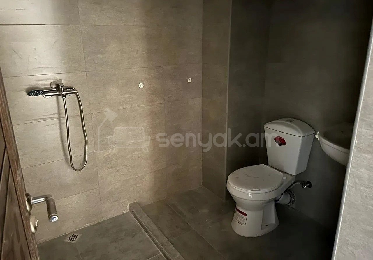 3 Սենյականոց Բնակարան Նորակառույցում, 95քմ, 3/8 հարկ, Կապիտալ Վերանորոգված