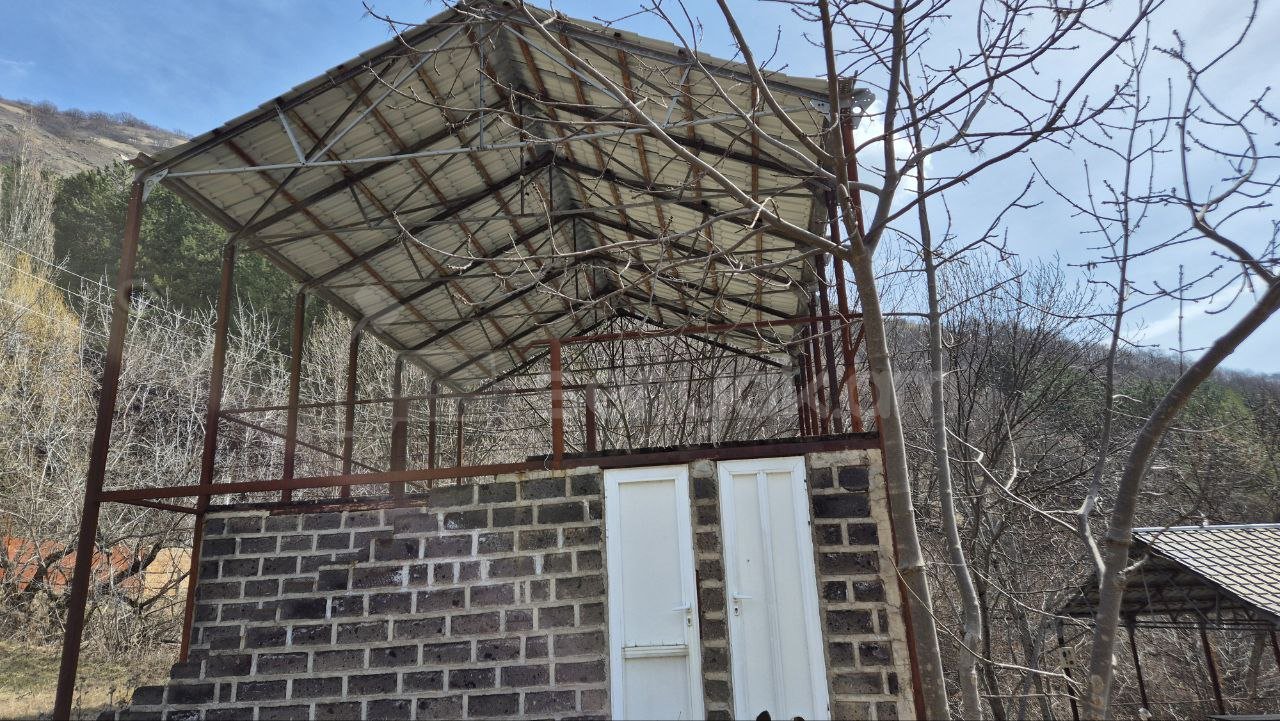 Կոմերցիոն Հողատարածք, 3000քմ, Ոռոգման Ջրով, Էլեկտրականությամբ, Ցանկապատված