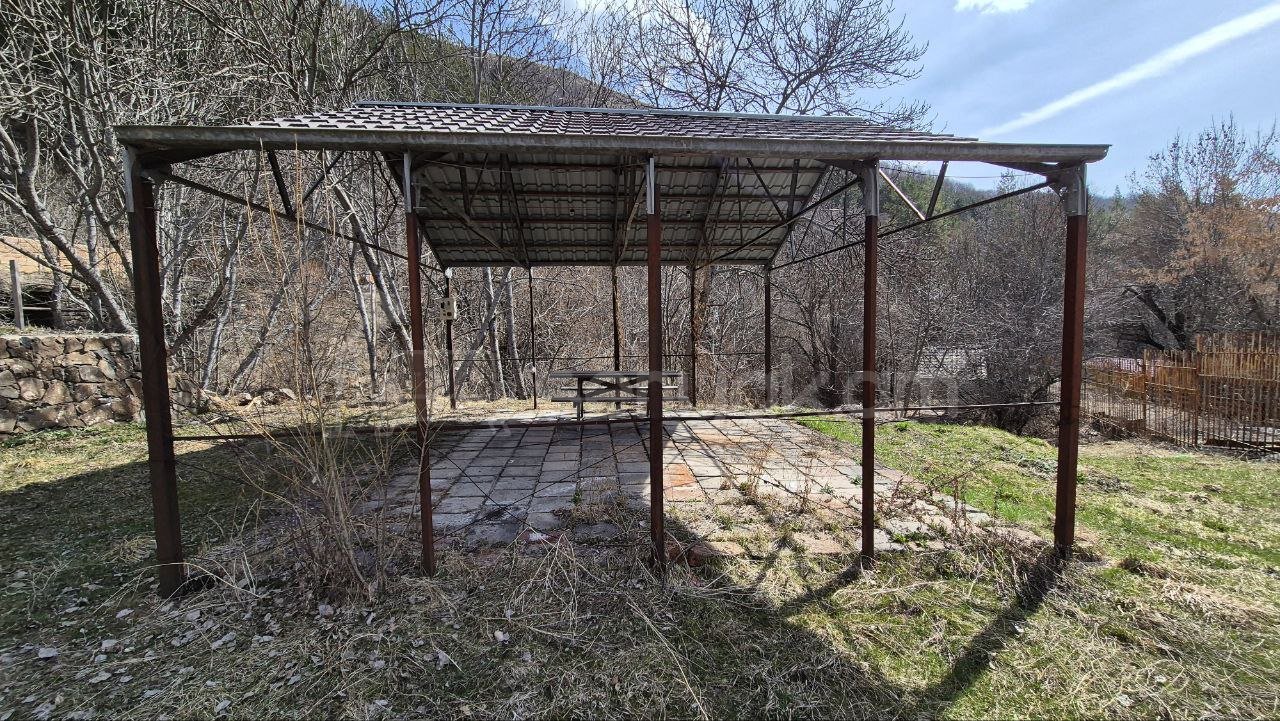 Կոմերցիոն Հողատարածք, 3000քմ, Ոռոգման Ջրով, Էլեկտրականությամբ, Ցանկապատված