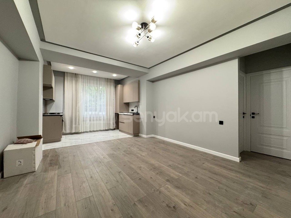 2 Սենյականոց Բնակարան, 43քմ, 1/9 հարկ, Կապիտալ Վերանորոգված
