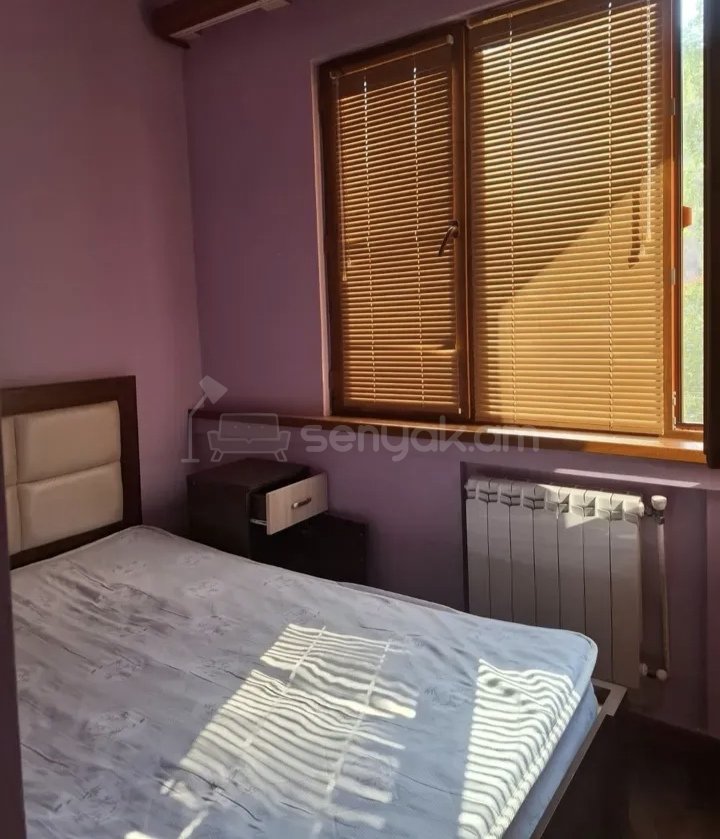 1 Սենյականոց Բնակարան, 52քմ, 4/9 հարկ, Նորմալ Վիճակում, Կահավորված
