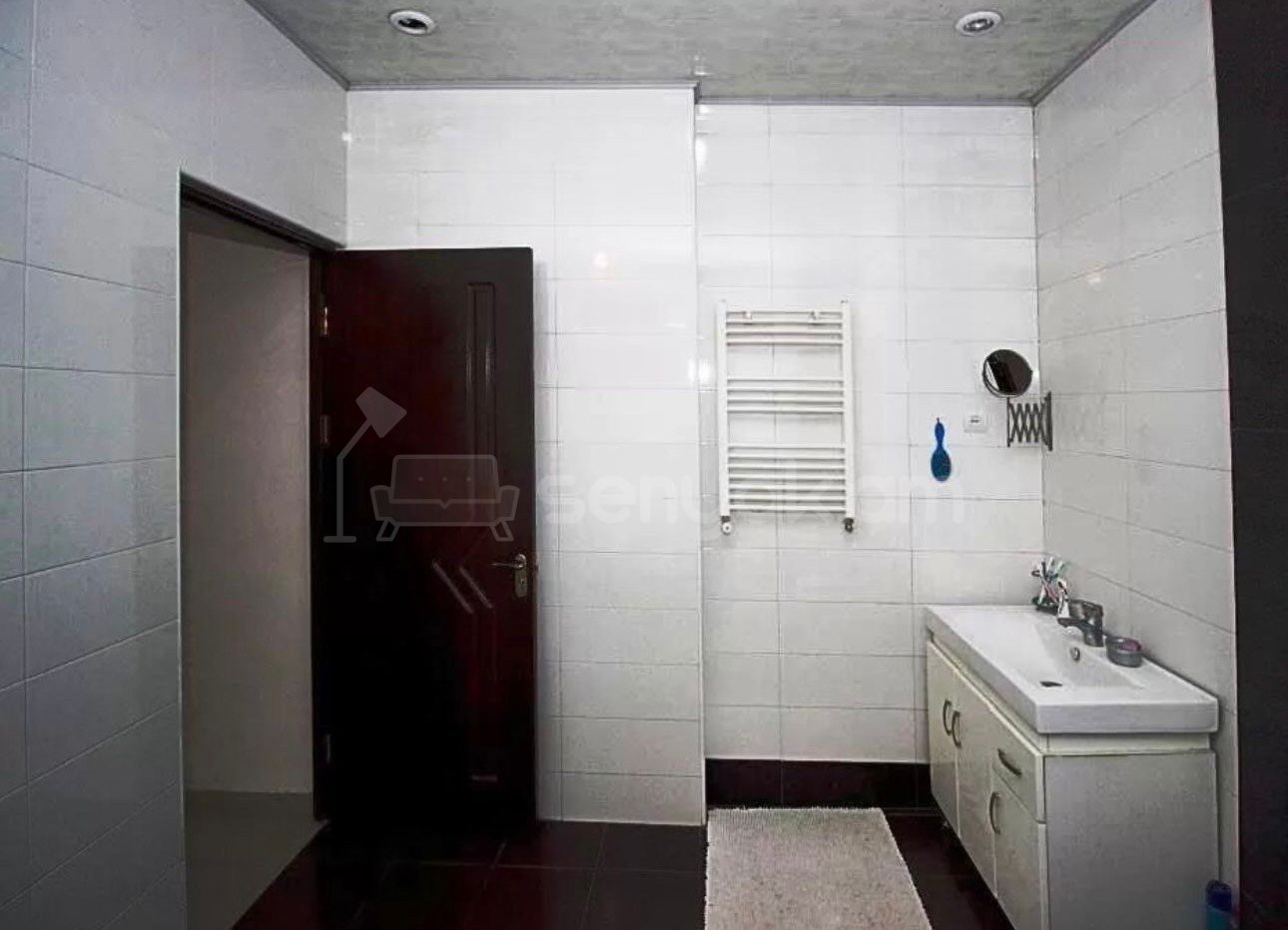 3 Սենյականոց Բնակարան Նորակառույցում, 90քմ, 3/9 հարկ, Կապիտալ Վերանորոգված, Կահավորված