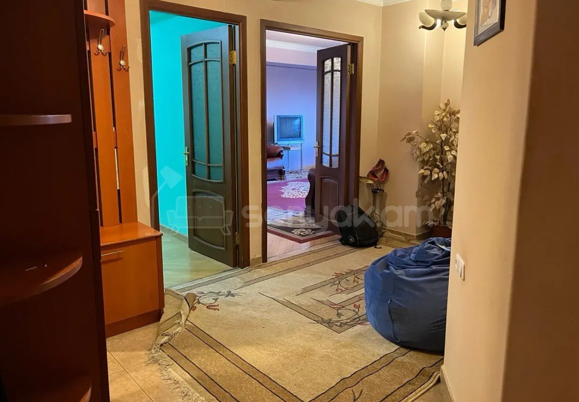 3 Սենյականոց Բնակարան, 80քմ, 7/14 հարկ, Կապիտալ Վերանորոգված, Կահավորված