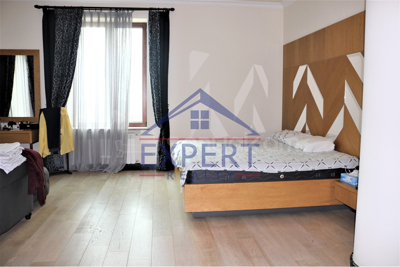 6 Սենյականոց Շքեղ Առանձնատուն, 500քմ, Լողավազանով, Ավտոտնակով