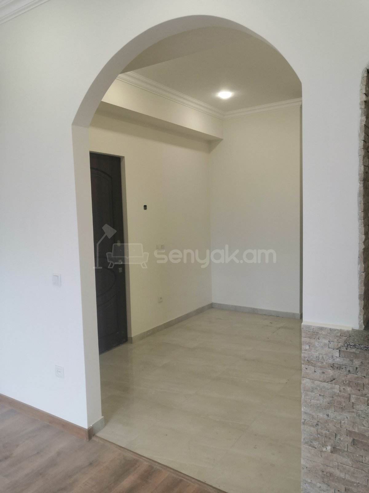 3 Սենյականոց Բնակարան Նորակառույցում, 135քմ, 2/6 հարկ, Կապիտալ Վերանորոգված