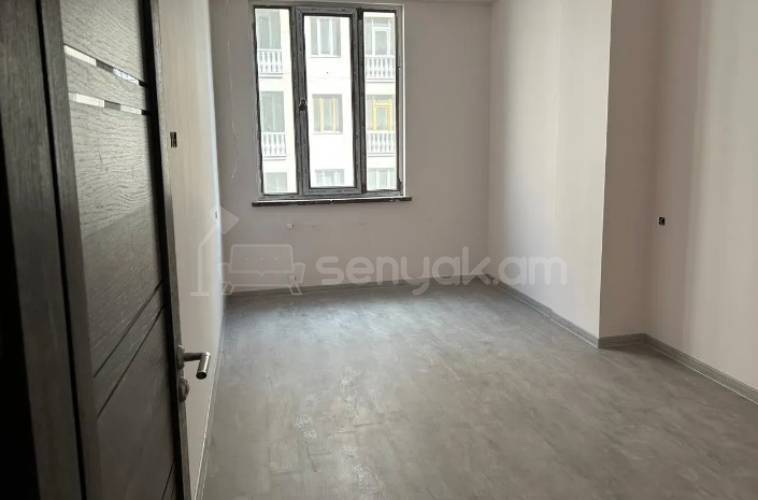3 Սենյականոց Բնակարան, 95քմ, 3/8 հարկ, Կապիտալ Վերանորոգված