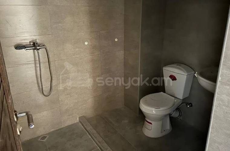 3 Սենյականոց Բնակարան, 95քմ, 3/8 հարկ, Կապիտալ Վերանորոգված