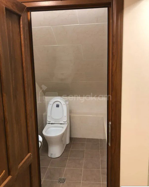 Օֆիսային Տարածք, 18քմ, Կապիտալ Վերանորոգված