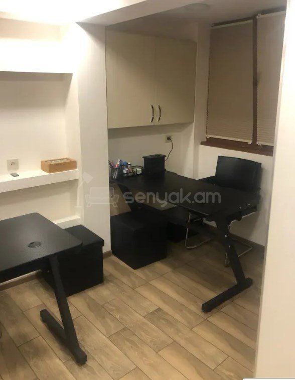 Օֆիսային Տարածք, 18քմ, Կապիտալ Վերանորոգված