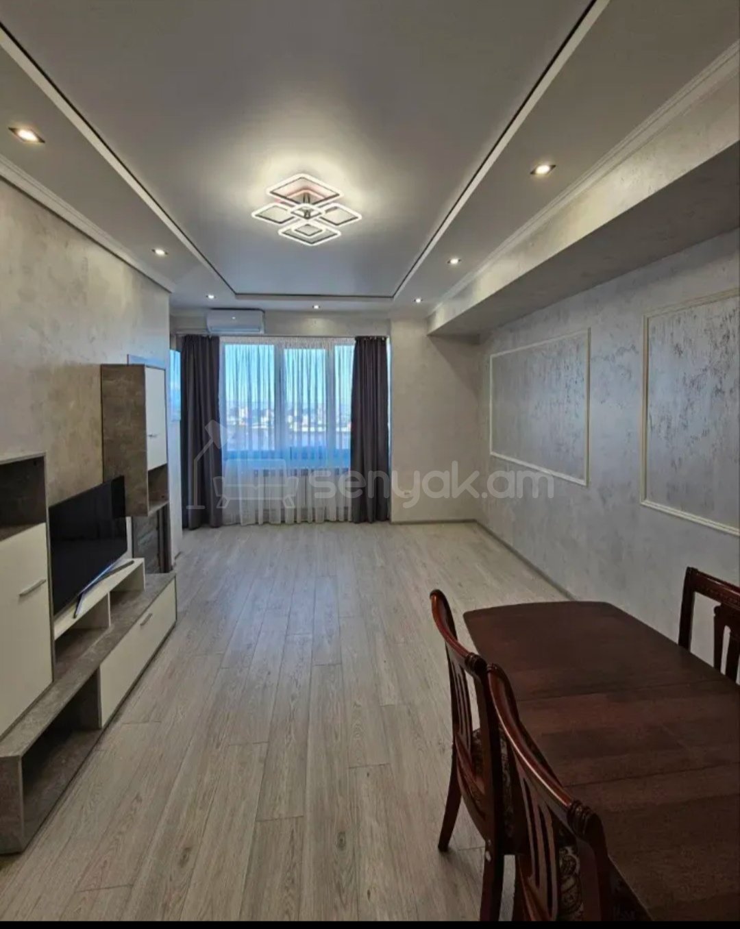 3 Սենյականոց Բնակարան Նորակառույցում, 75քմ, 8/16 հարկ, Կապիտալ Վերանորոգված, Կահավորված, Արևկող