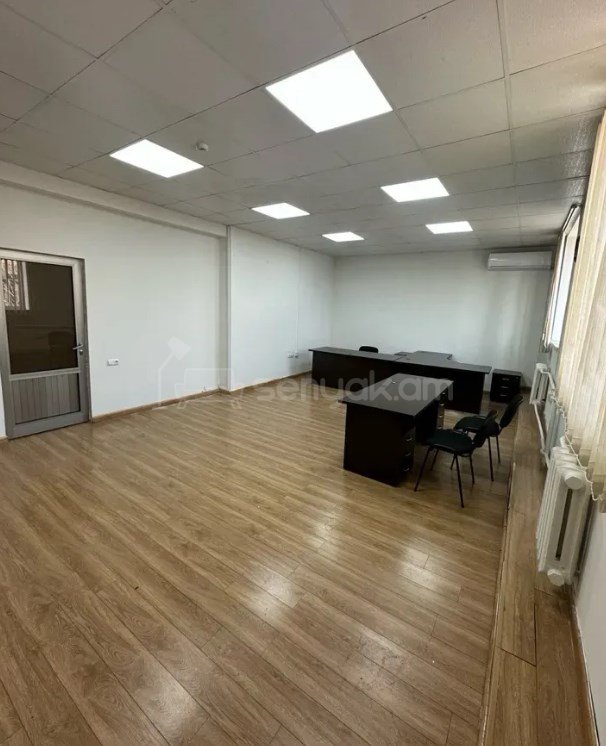 Առևտրի Տարածք, 78քմ, Կապիտալ Վերանորոգված