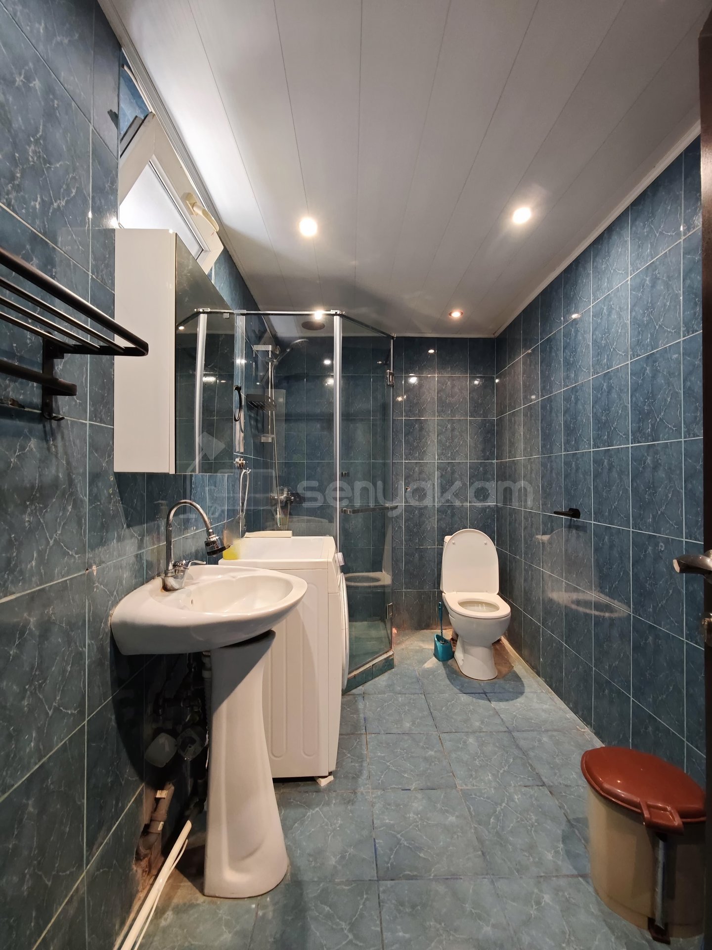 2 Սենյականոց Բնակարան Քարե Շենքում, 65քմ, 3/3 հարկ, Կոսմետիկ Վերանորոգված