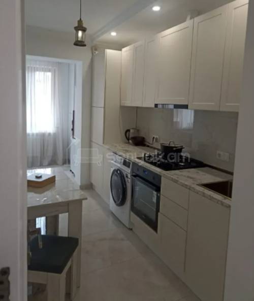 2 Սենյականոց Բնակարան, 66քմ, 4/9 հարկ, Կապիտալ Վերանորոգված, Կահավորված, Արևկող