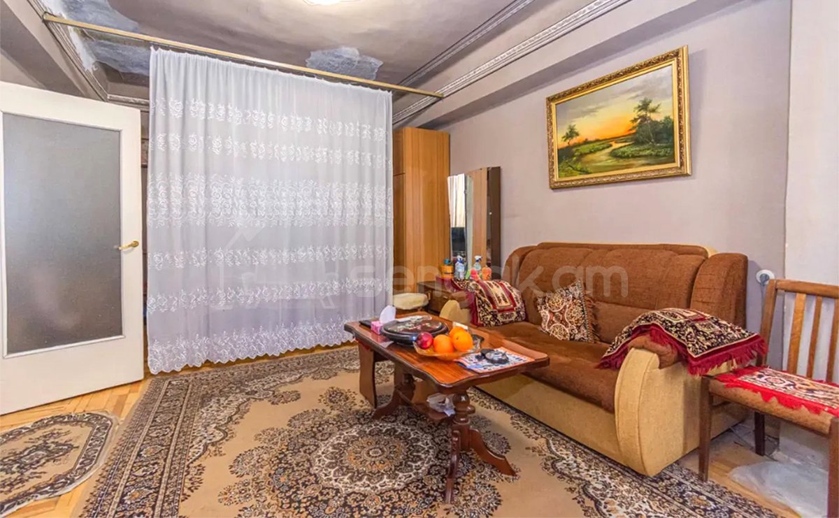 1 Սենյականոց Բնակարան, 44քմ, 9/9 հարկ, Պետական Վիճակում
