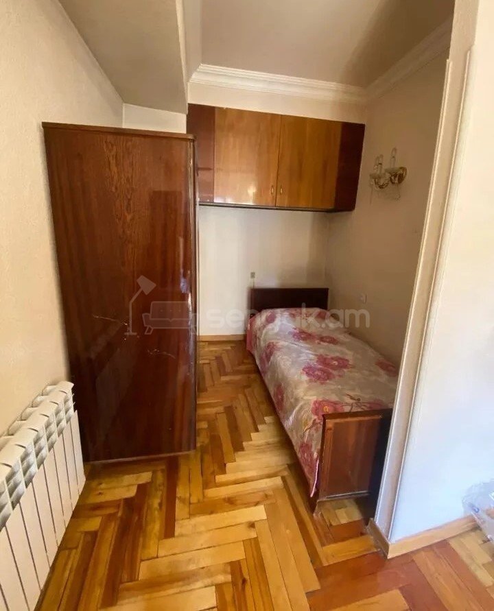 1 Սենյականոց Բնակարան, 43քմ, 4/9 հարկ, Նորմալ Վիճակում