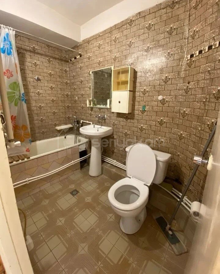 1 Սենյականոց Բնակարան, 43քմ, 4/9 հարկ, Նորմալ Վիճակում