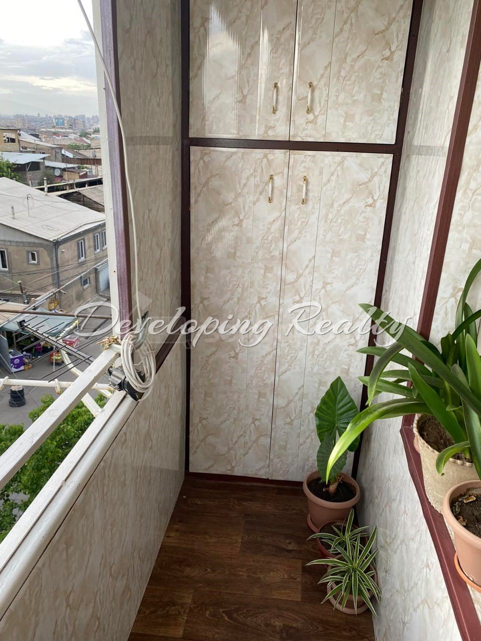 1 Սենյականոց Բնակարան Քարե Շենքում, 38քմ, 4/5 հարկ, Նորմալ Վիճակում