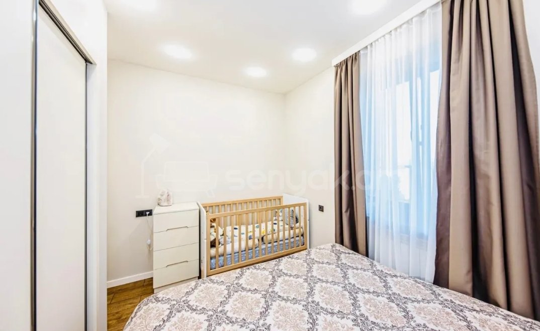 2 Սենյականոց Բնակարան Քարե Շենքում, 50քմ, 4/5 հարկ, Դիզայներական Վերանորոգված